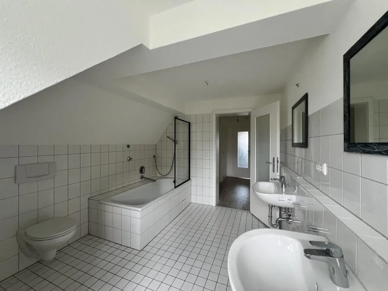 2 Zimmer Wohnung mit 64 m² in Mönchengladbach – Bild 3