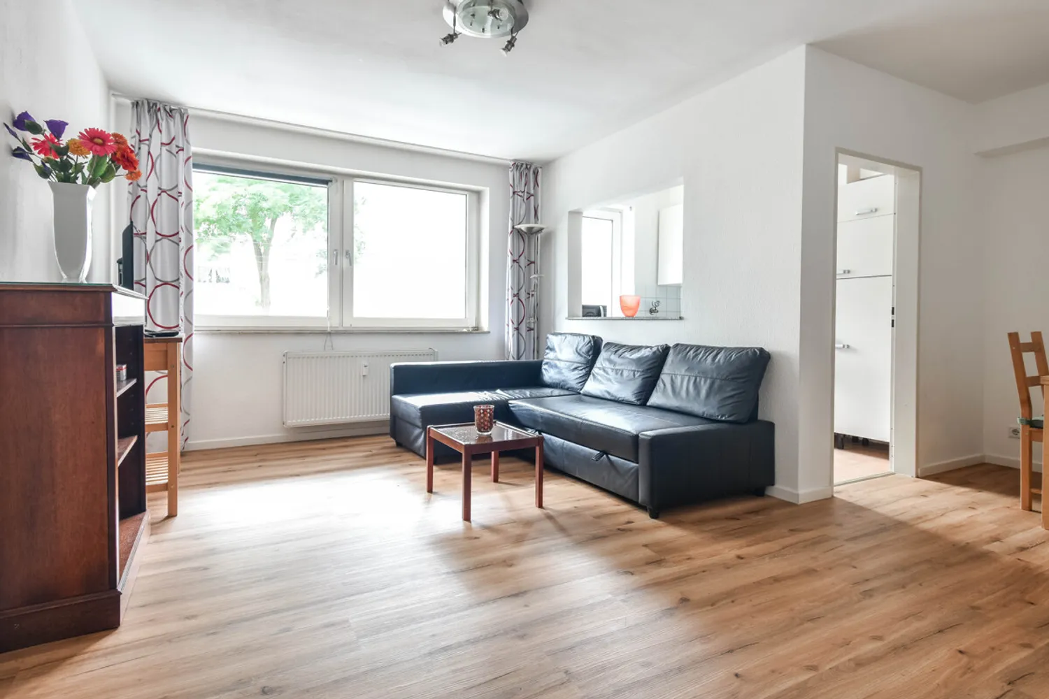 2 Zimmer Wohnung mit 53 m² in Düsseldorf – Bild 4