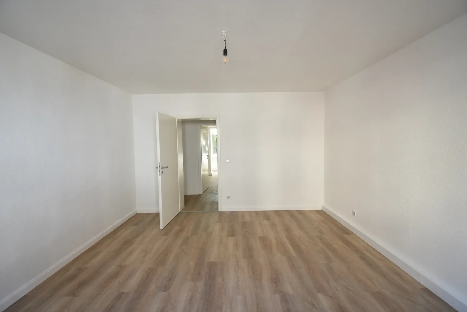 4 Zimmer Wohnung mit 111 m² in Essen – Bild 8