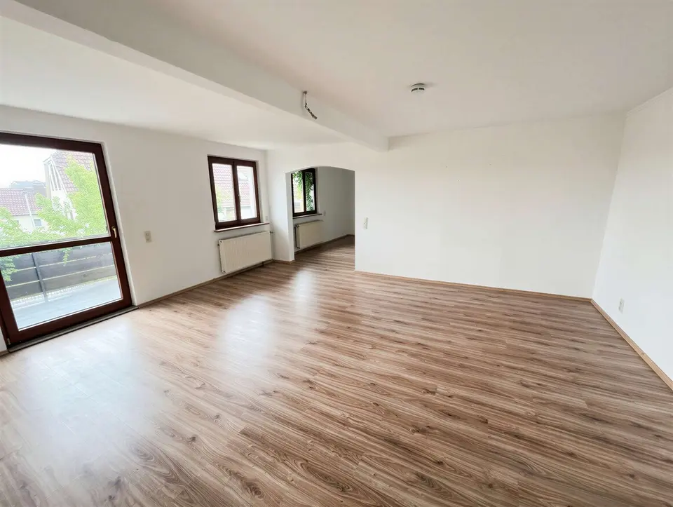 3 Zimmer Wohnung mit 94 m² in Sonneberg – Bild 1