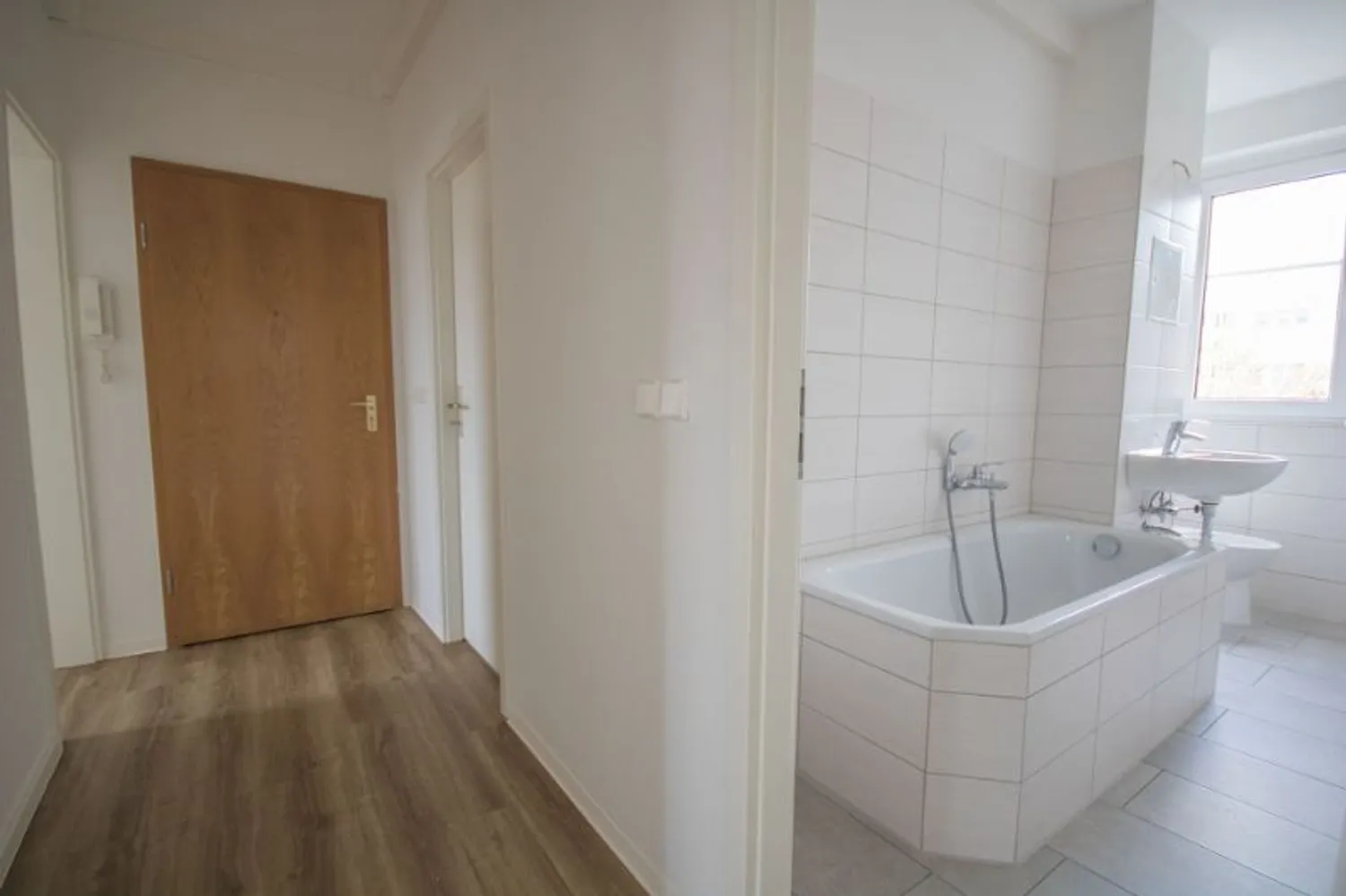 4 Zimmer Wohnung mit 71 m² in Halle (Saale) – Bild 12