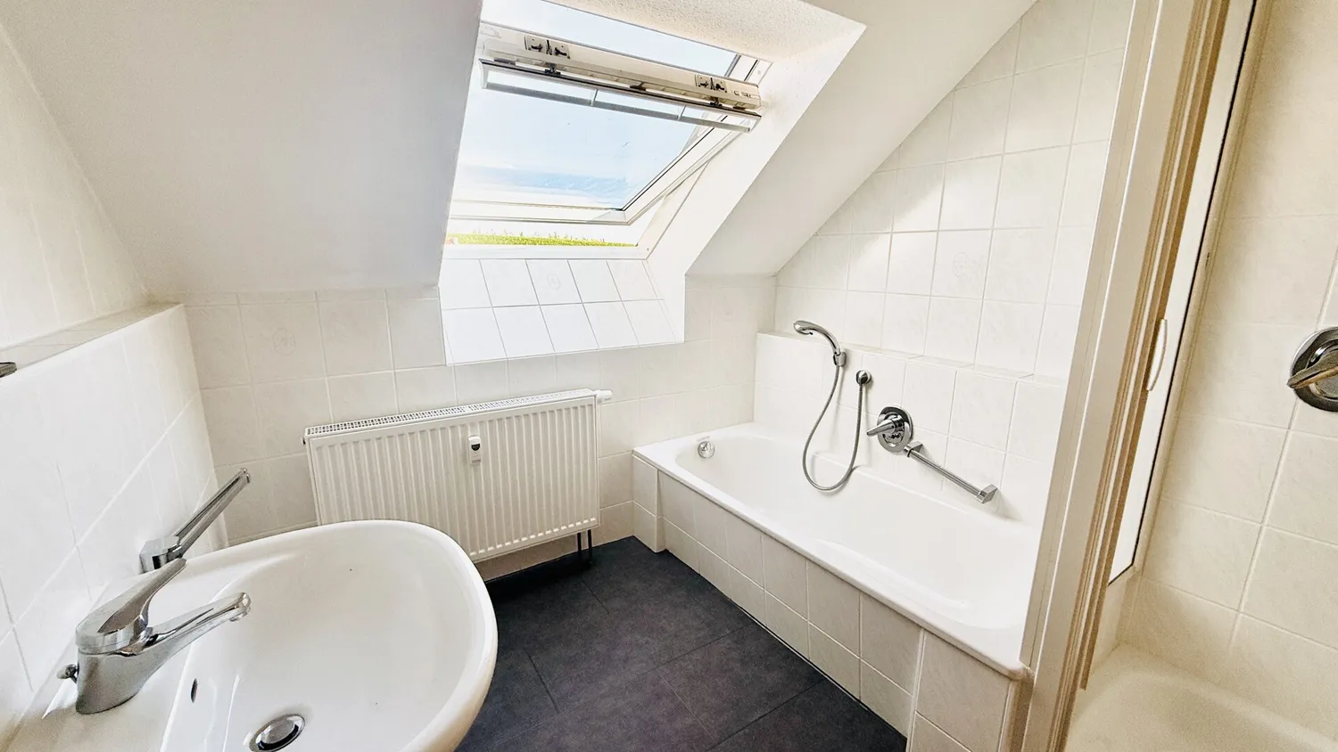 2 Zimmer Wohnung mit 71 m² in Meißen – Bild 1