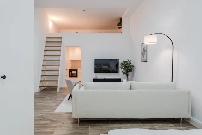 1 room apartment with 48 m² in Berlin – Photo 3