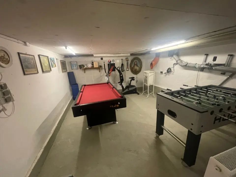 4 Zimmer Haus mit 108 m² in Wiesbaden – Bild 1