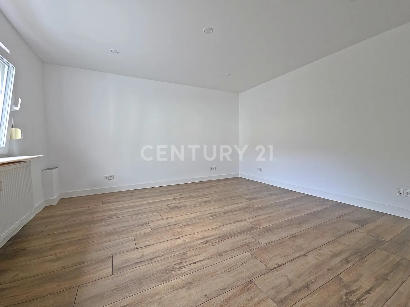 3 Zimmer Wohnung mit 90 m² in Saarbrücken – Bild 4