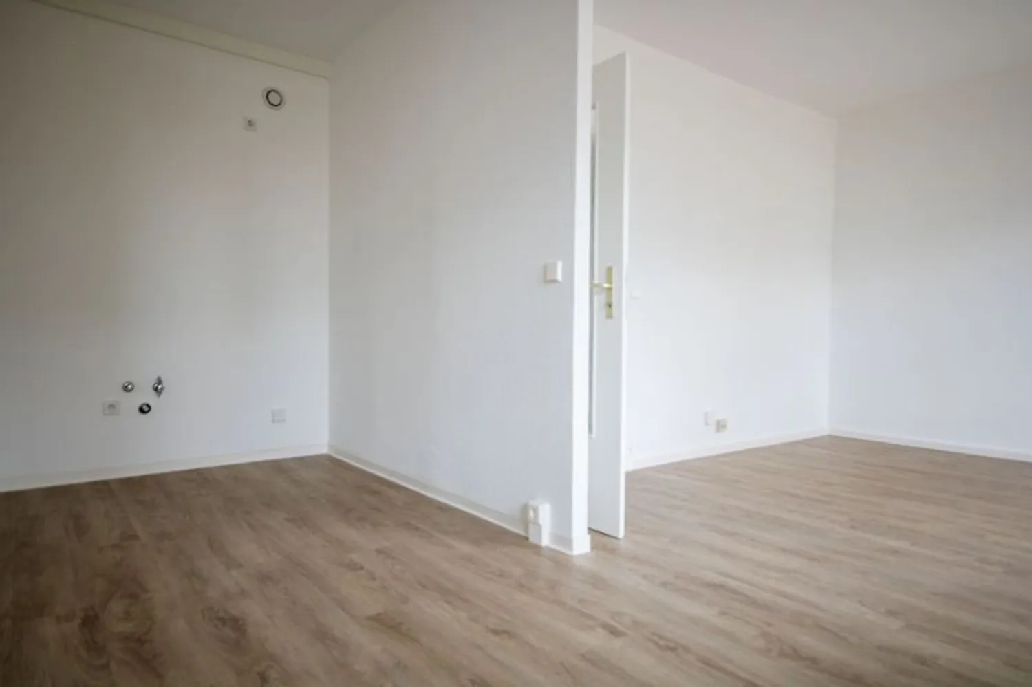 3 Zimmer Wohnung mit 58 m² in Halle (Saale) – Bild 4