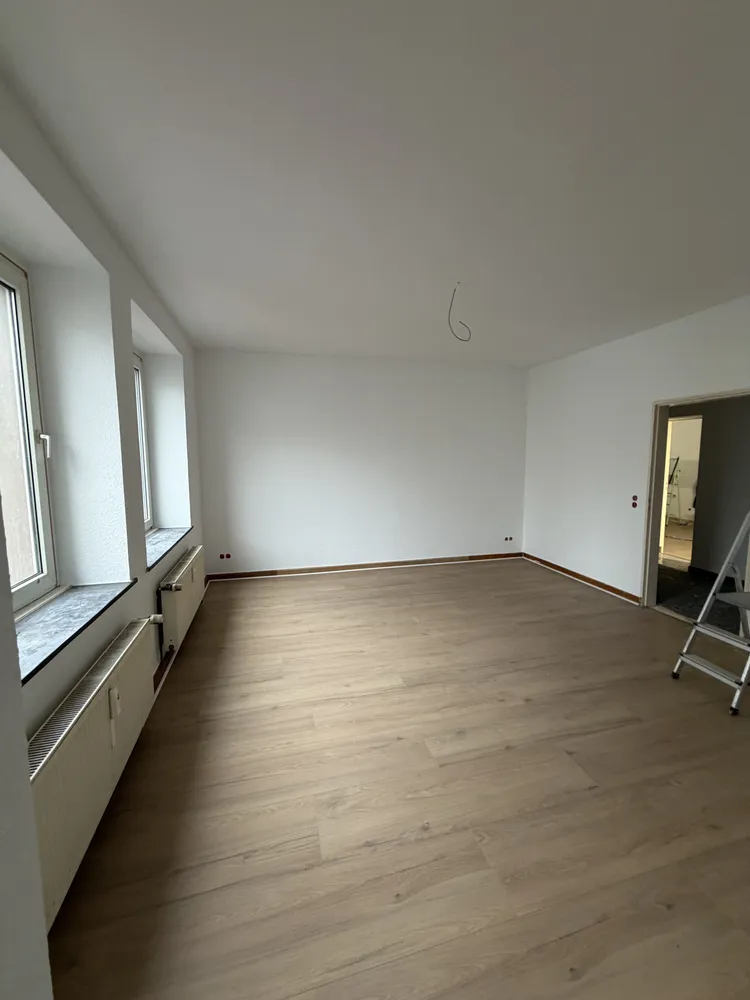 2 Zimmer Wohnung mit 65 m² in Wuppertal – Bild 2