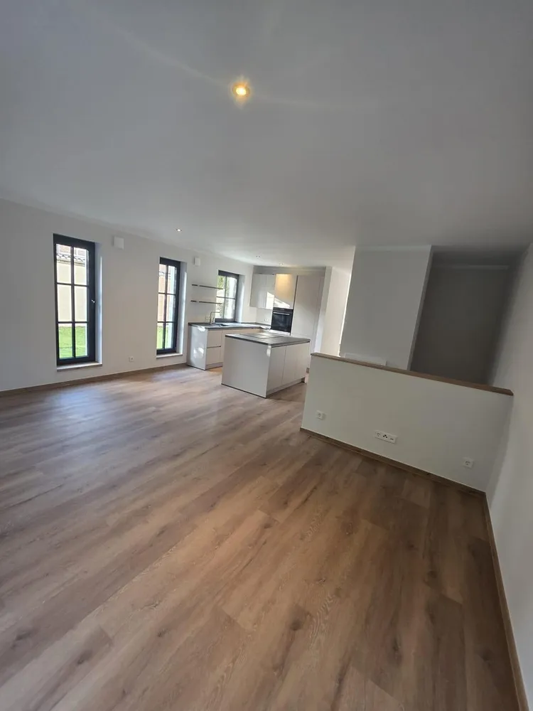 4 Zimmer Wohnung mit 122 m² in Hamburg – Bild 9