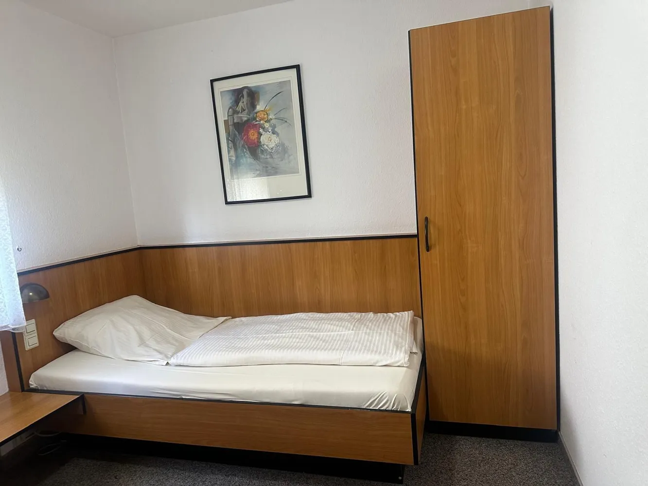 Shared room with 12 m² in Fellbach – Photo 1