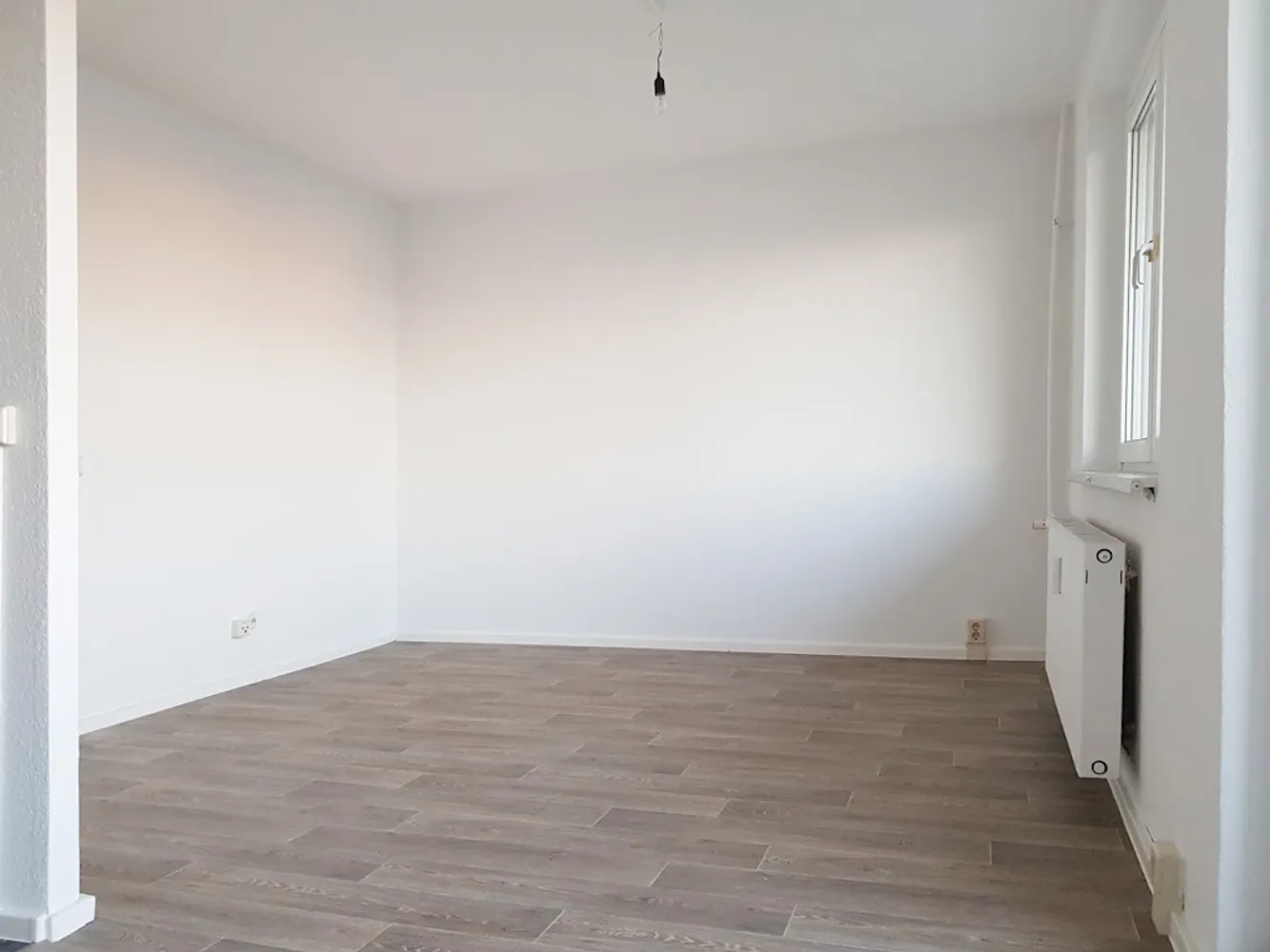 4 Zimmer Wohnung mit 74 m² in Halle (Saale) – Bild 1