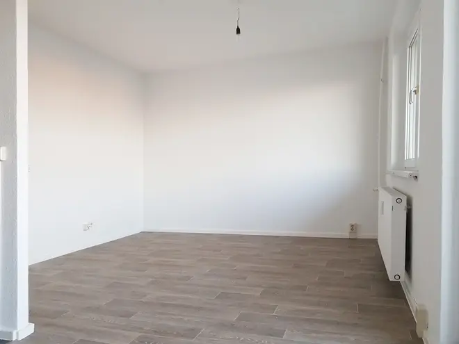 4 Zimmer Wohnung mit 74 m² in Halle (Saale) – Bild 1