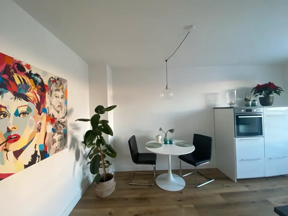 2 Zimmer Wohnung mit 55 m² in Lübeck – Bild 4