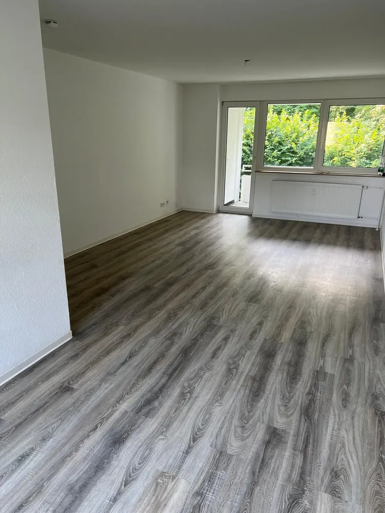 4 Zimmer Wohnung mit 94 m² in Wuppertal – Bild 1