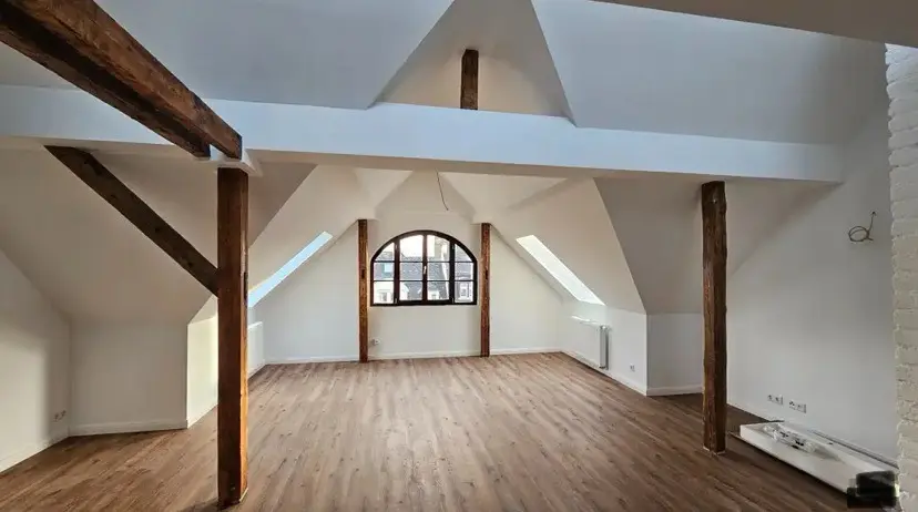 5 Zimmer Wohnung mit 128 m² in Wiesbaden – Bild 2