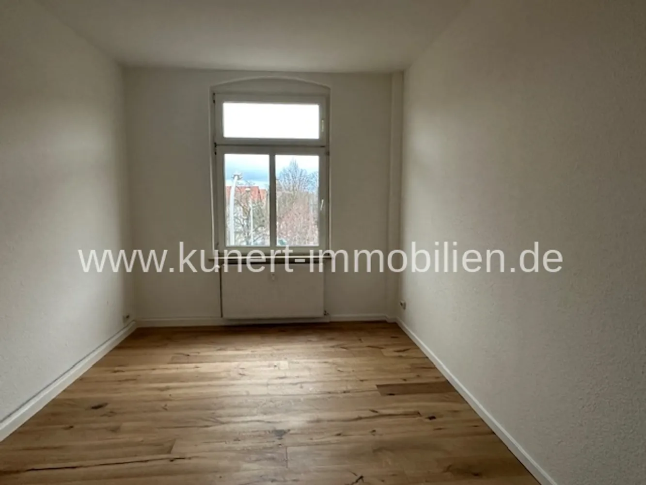 2 Zimmer Wohnung mit 65 m² in Halle (Saale) – Bild 2