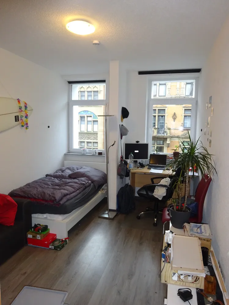 4 Zimmer Wohnung mit 99 m² in Karlsruhe – Bild 2