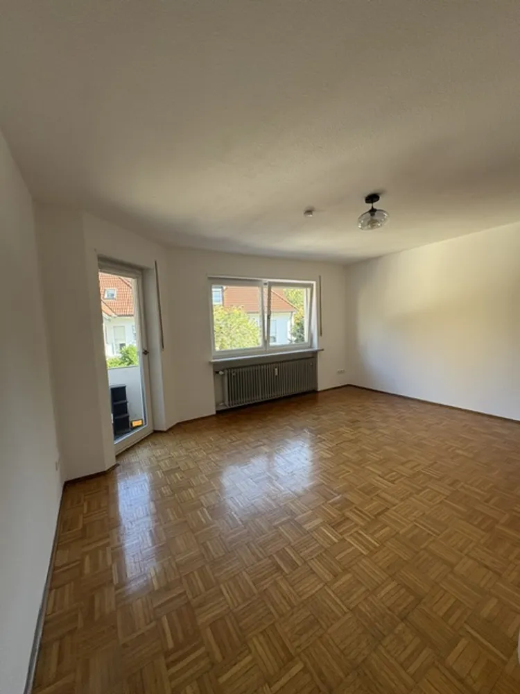 1 room apartment with 35 m² in Augsburg – Photo 3