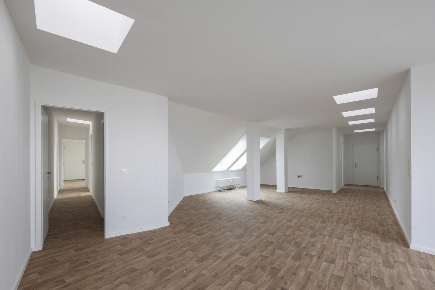 3 Zimmer Wohnung mit 103 m² in Berlin – Bild 2