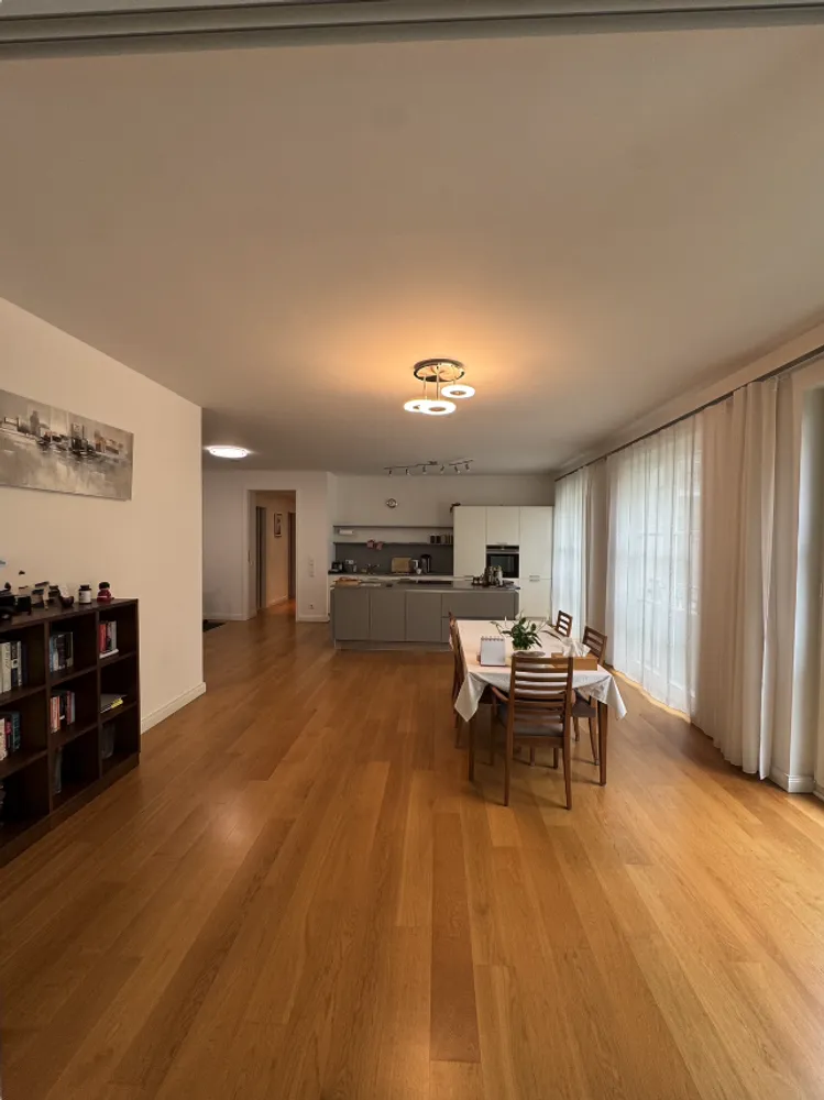 4 Zimmer Wohnung mit 172 m² in Berlin – Bild 1