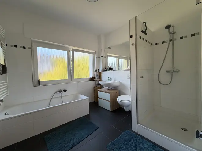 4 Zimmer Wohnung mit 124 m² in Wiesbaden – Bild 3