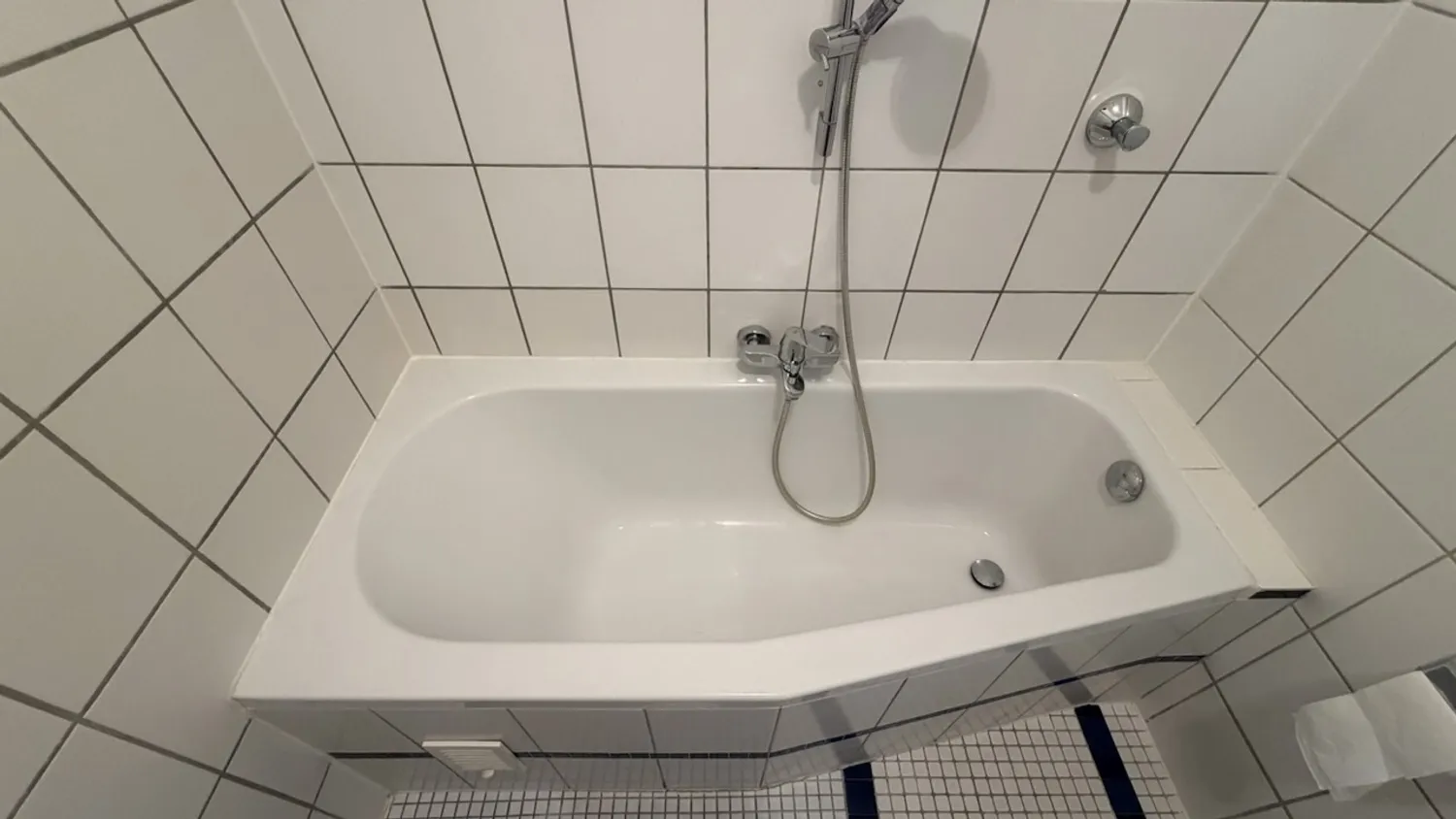 3 room apartment with 65 m² in Munich – Photo 10