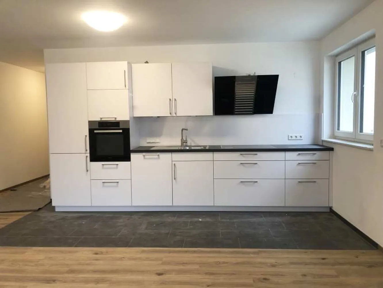 4 Zimmer Wohnung mit 120 m² in Wiesbaden – Bild 3