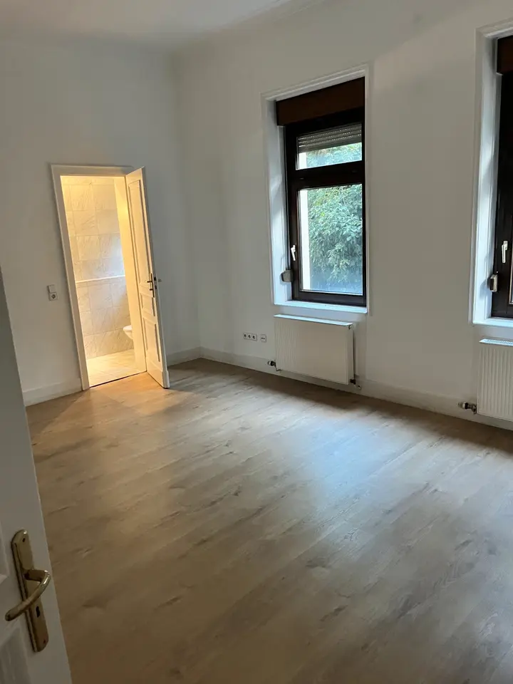 5 Zimmer Wohnung mit 162 m² in Stuttgart – Bild 2