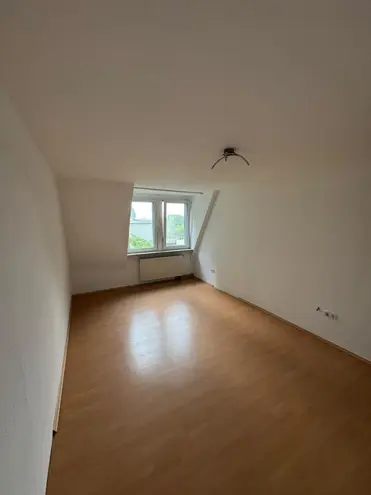 4 room apartment with 110 m² in Ludwigshafen am Rhein – Photo 8