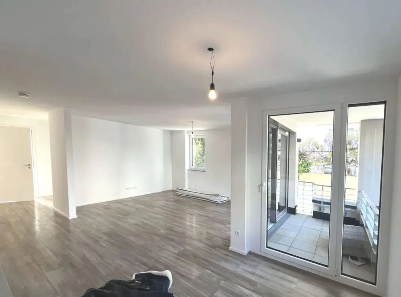 3 Zimmer Wohnung mit 95 m² in Düsseldorf – Bild 1