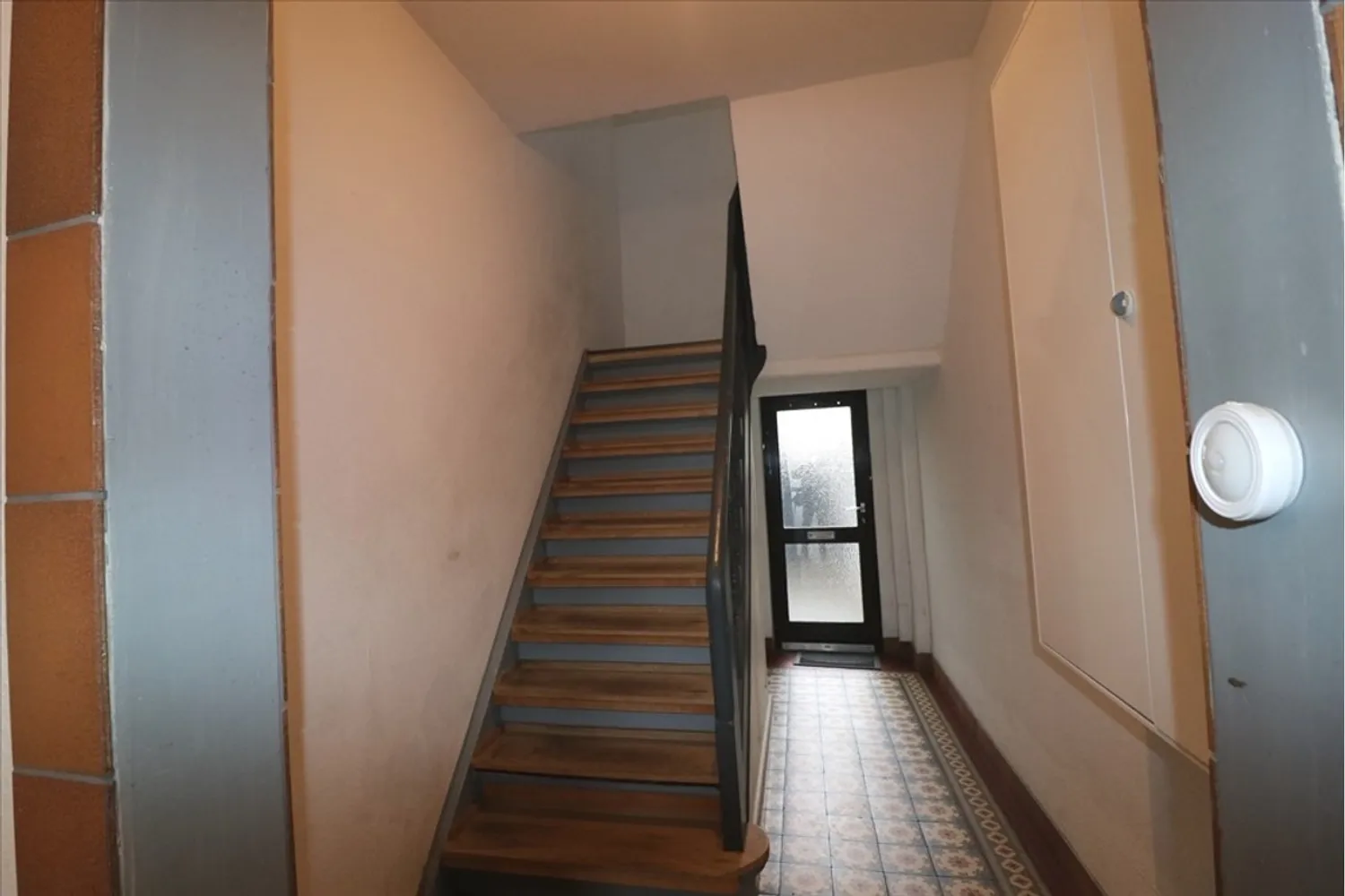 2 Zimmer Wohnung mit 65 m² in Duisburg – Bild 2