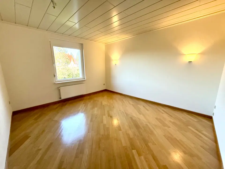7 Zimmer Wohnung mit 200 m² in Paderborn – Bild 7