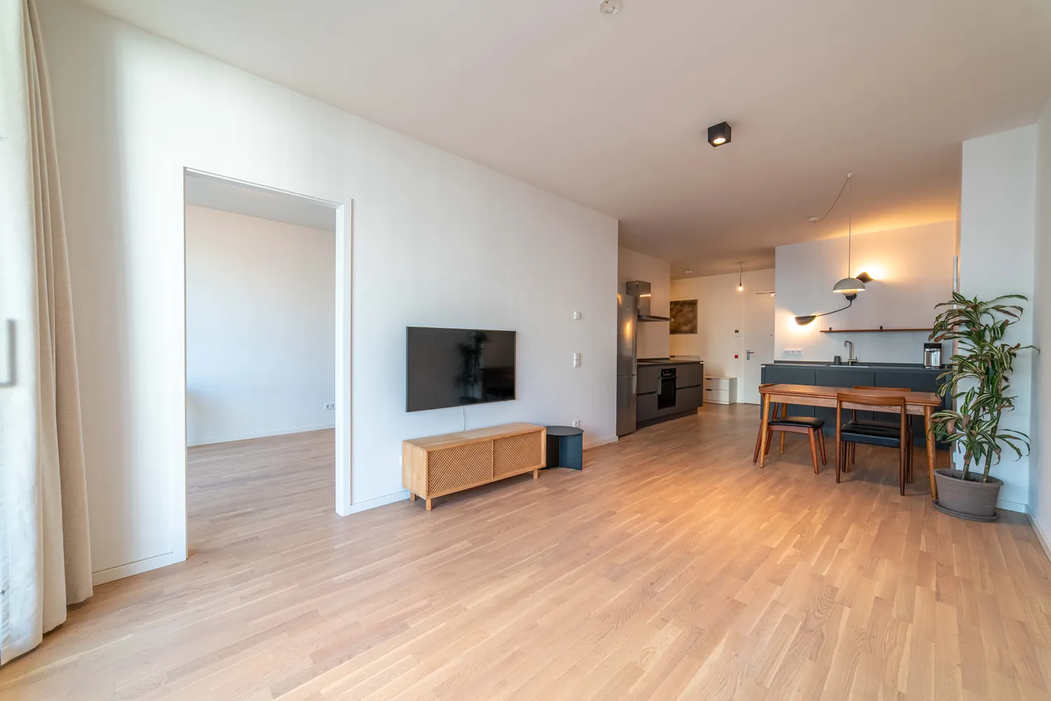 2 room apartment with 60 m² in Berlin – Photo 3