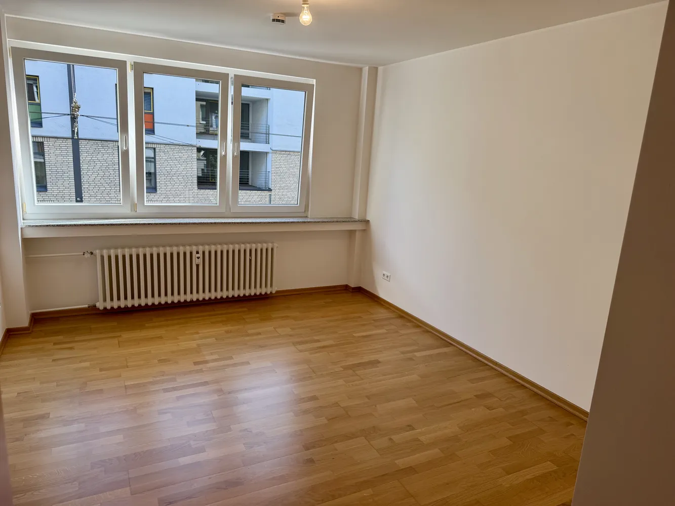 2 room apartment with 55 m² in Düsseldorf – Photo 3