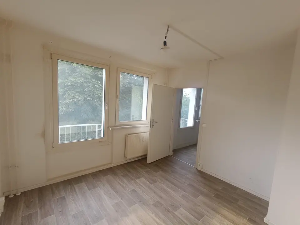 2 Zimmer Wohnung mit 34 m² in Halle (Saale) – Bild 2