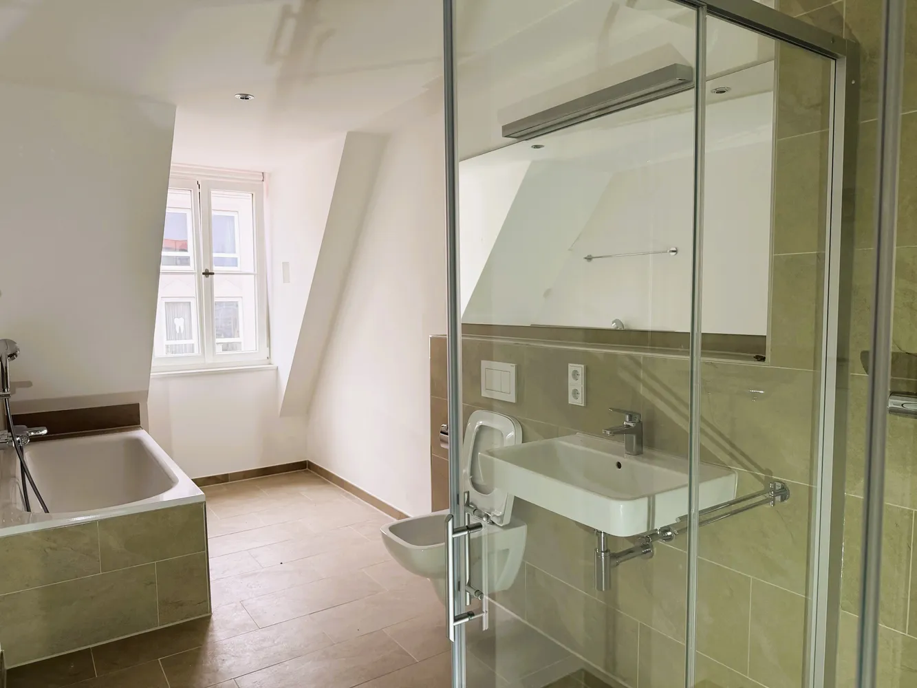 3 Zimmer Wohnung mit 114 m² in Augsburg – Bild 8