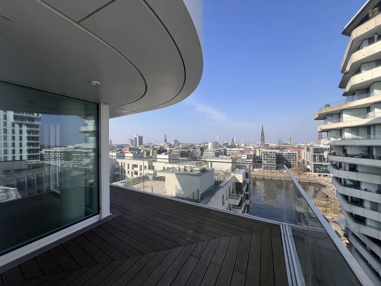 2 Zimmer Wohnung mit 87 m² in Hamburg – Bild 4