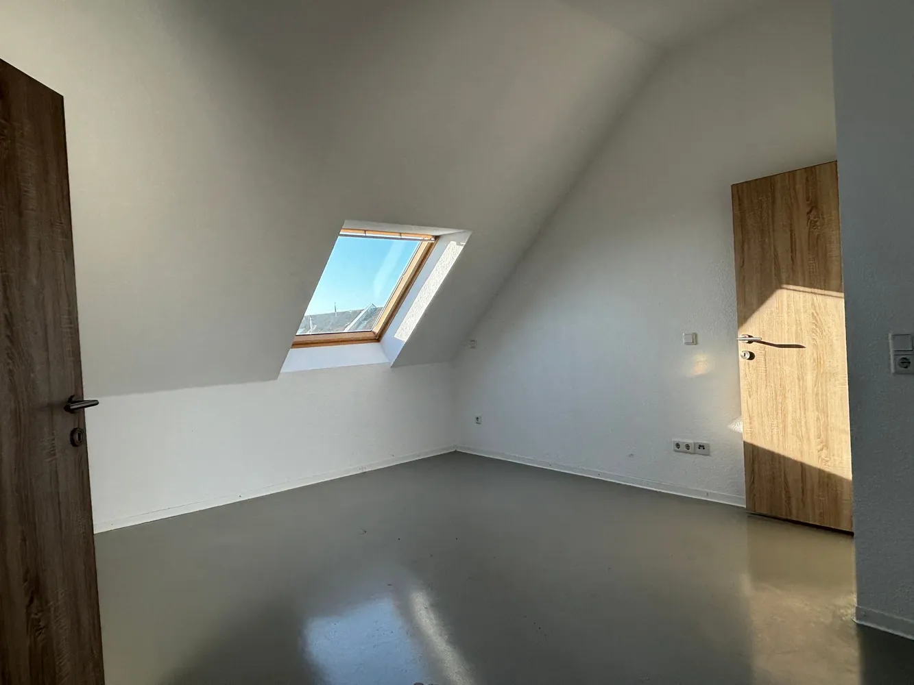 2 Zimmer Wohnung mit 81 m² in Köln – Bild 11