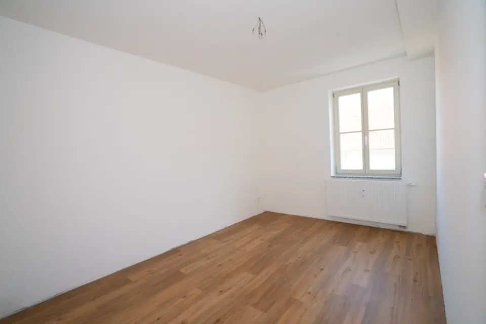 4 Zimmer Wohnung mit 92 m² in Altenburg – Bild 10