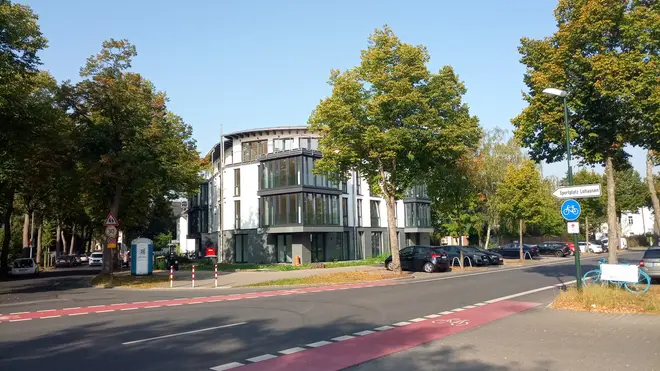 4 Zimmer Wohnung mit 73 m² in Düsseldorf – Bild 2