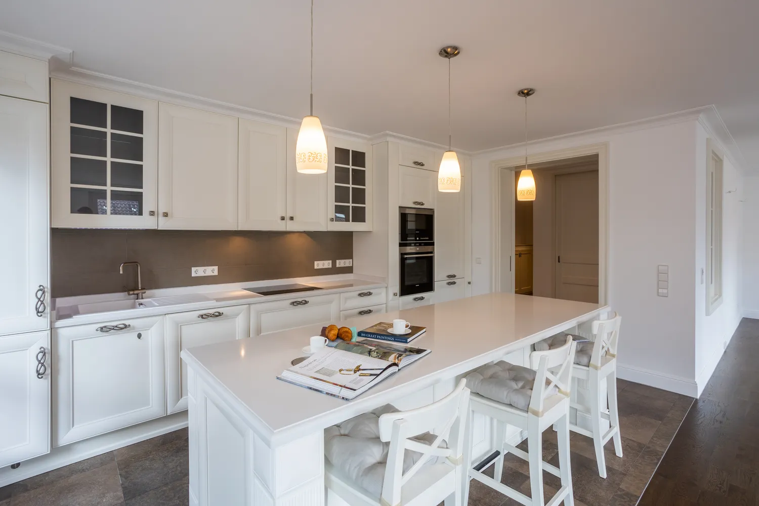 6 Zimmer Wohnung mit 155 m² in Stuttgart – Bild 1