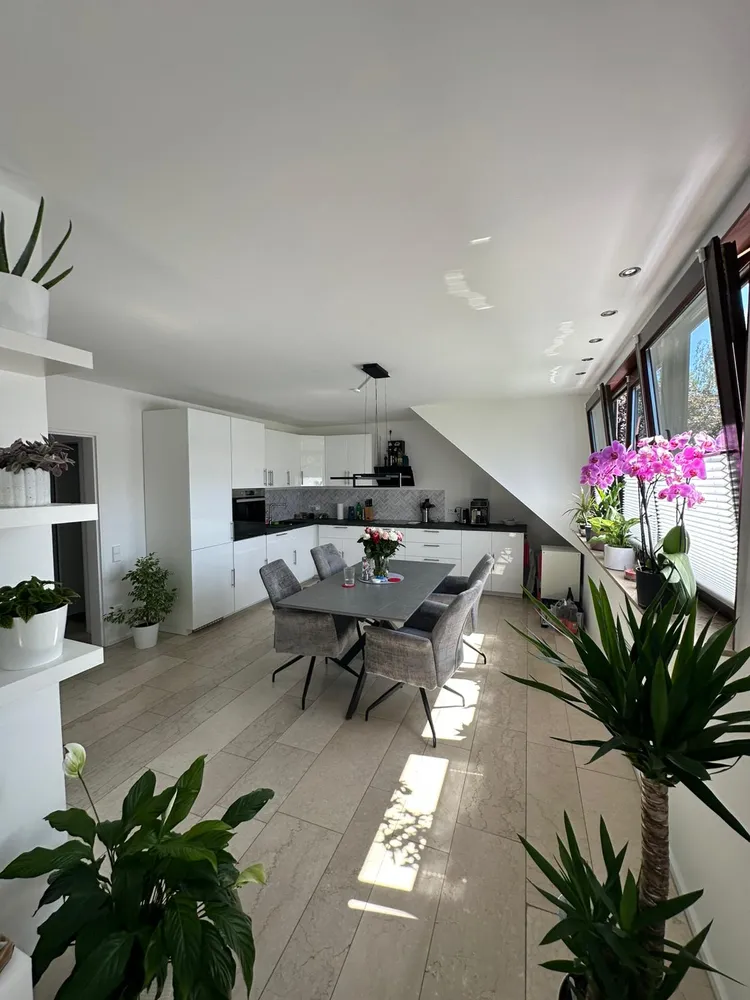 4 Zimmer Wohnung mit 98 m² in Essen – Bild 1