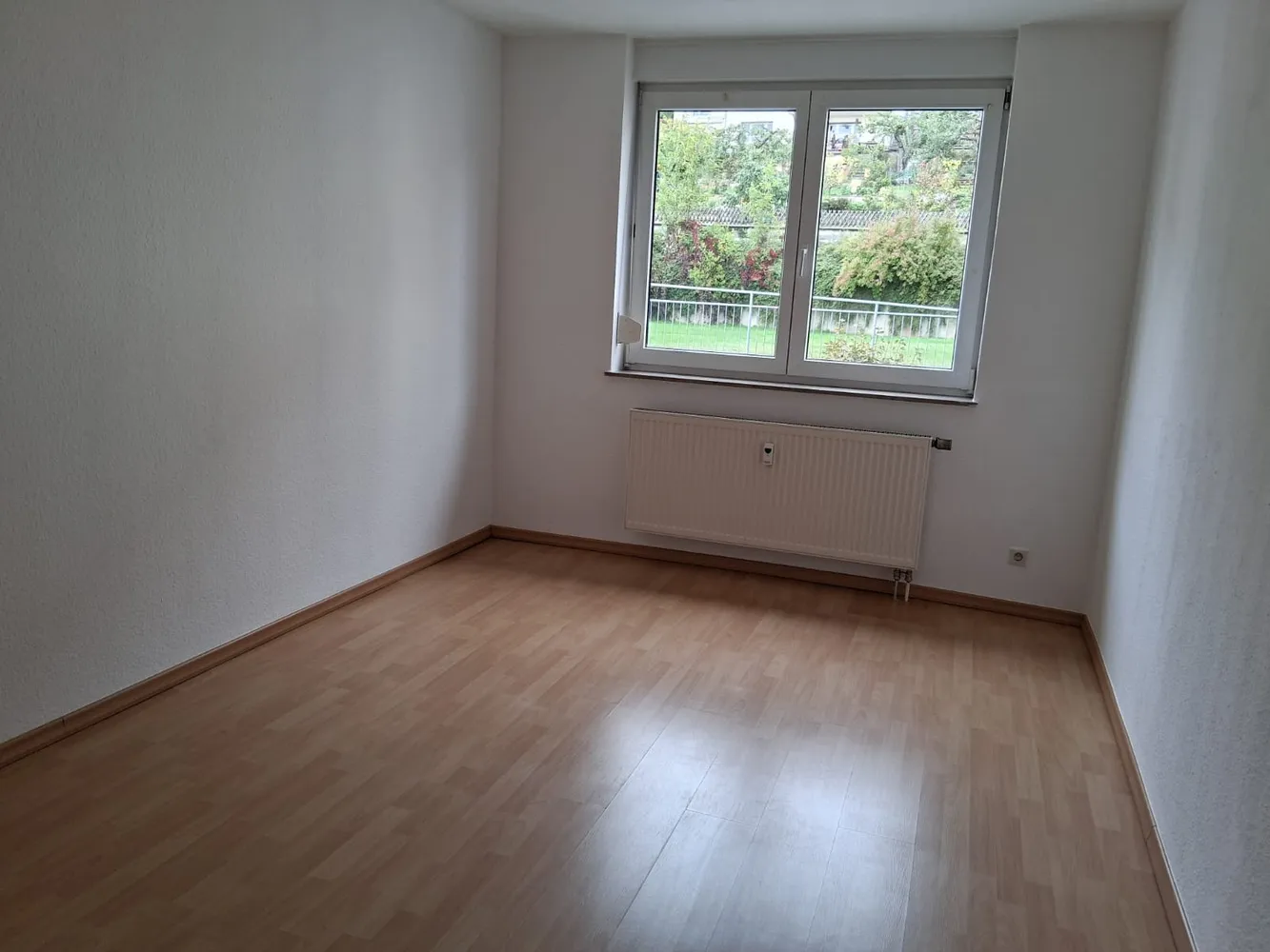 3 Zimmer Wohnung mit 87 m² in Sonneberg – Bild 1