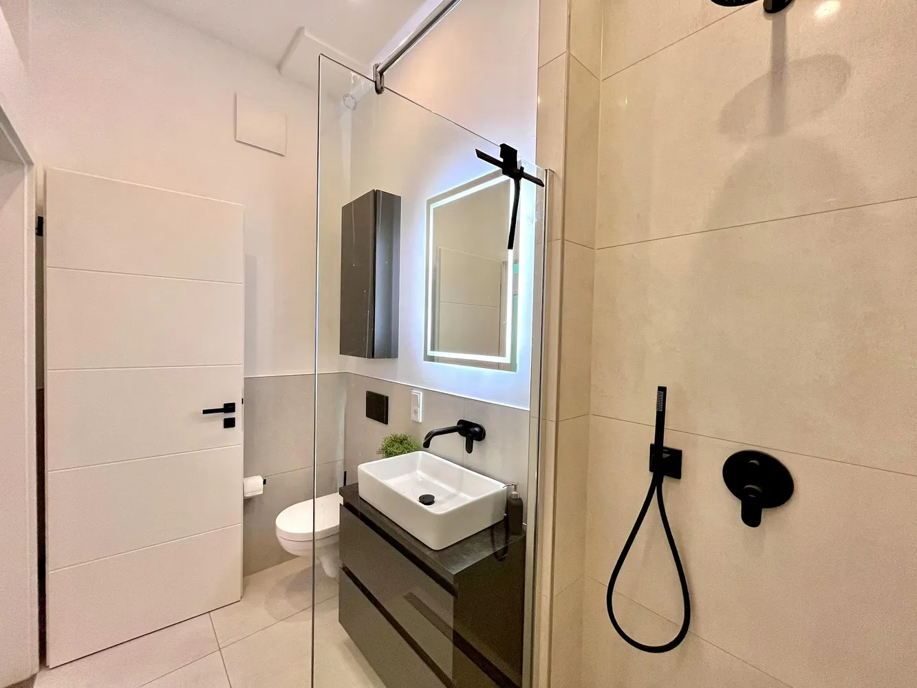 Shared room with 11 m² in Munich – Photo 10