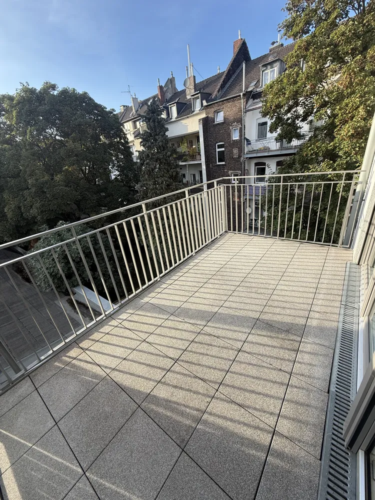 1 Zimmer Wohnung mit 38 m² in Köln – Bild 2