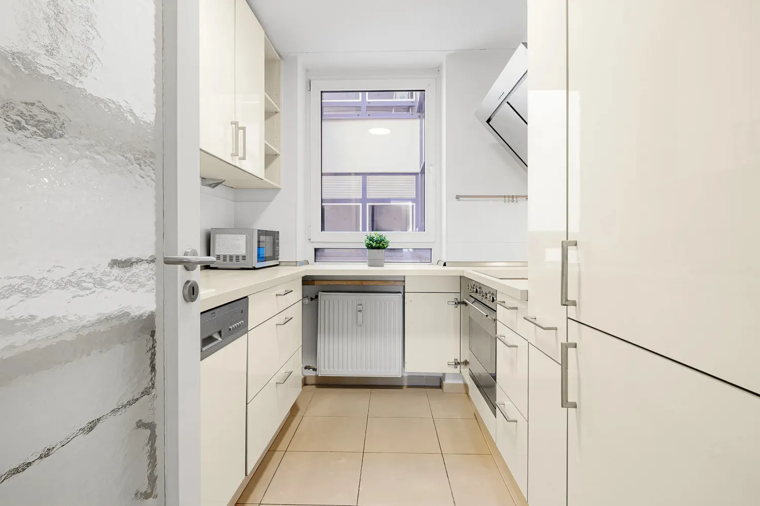 Shared room with 13 m² in Munich – Photo 5
