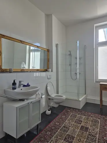2 Zimmer Wohnung mit 78 m² in Düsseldorf – Bild 3