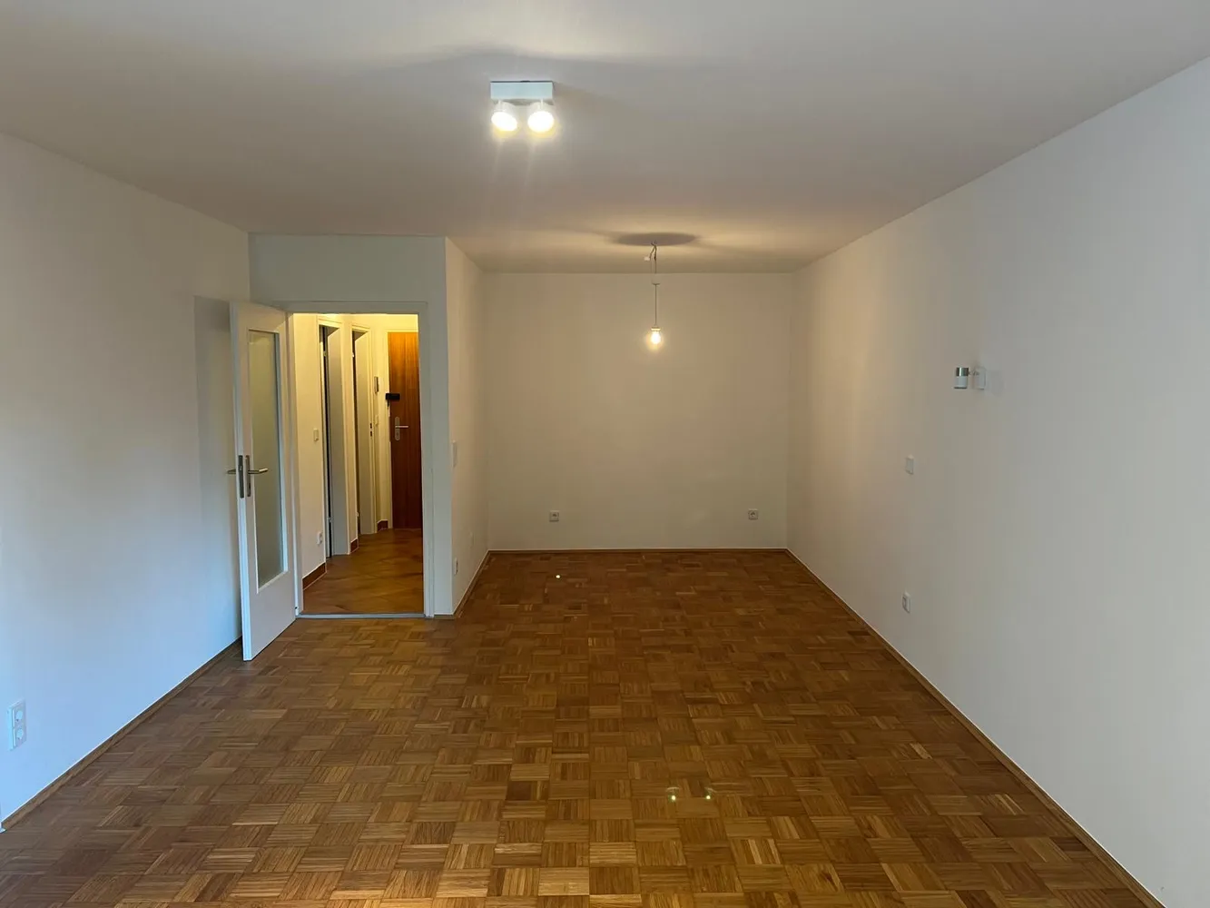 2 Zimmer Wohnung mit 46 m² in München – Bild 2