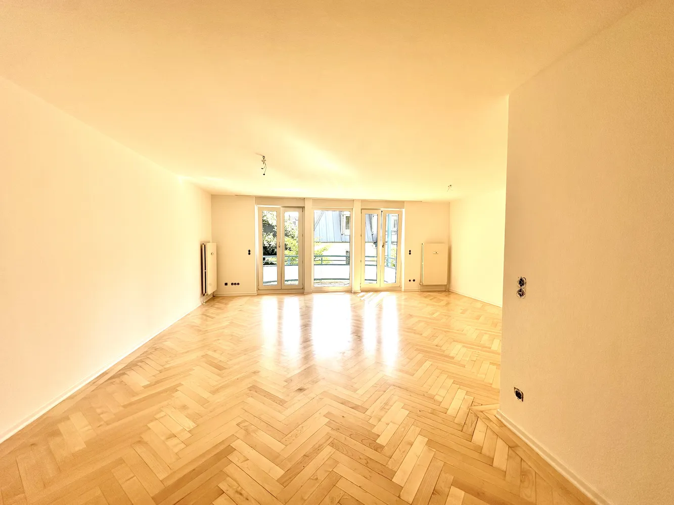 2 Zimmer Wohnung mit 72 m² in München – Bild 2