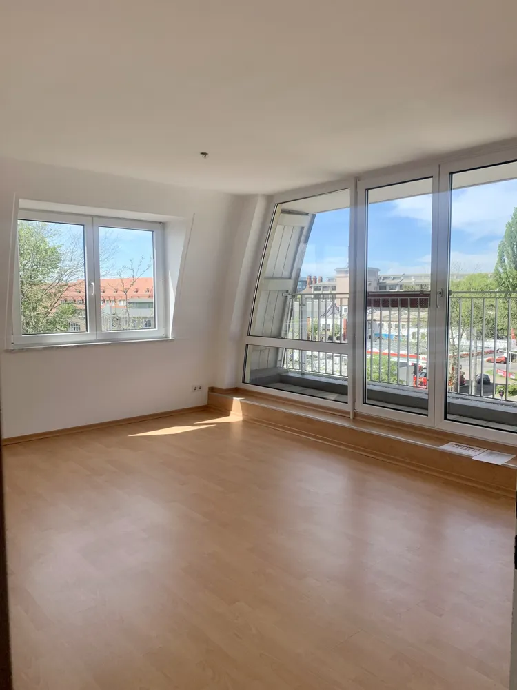 3 Zimmer Wohnung mit 87 m² in Dresden – Bild 4