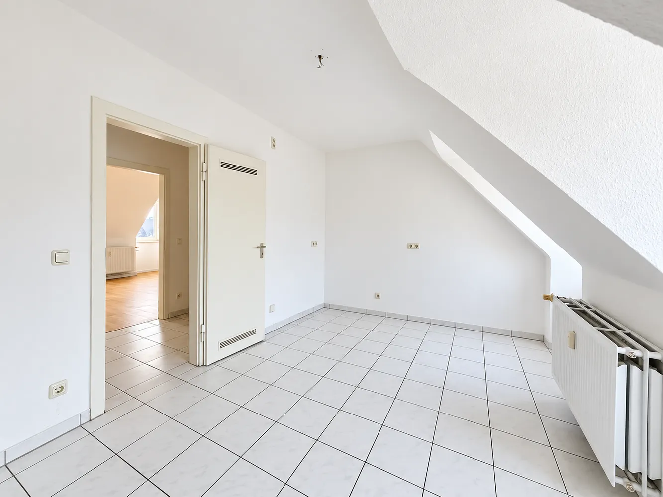 2 room apartment with 56 m² in Duisburg – Photo 8